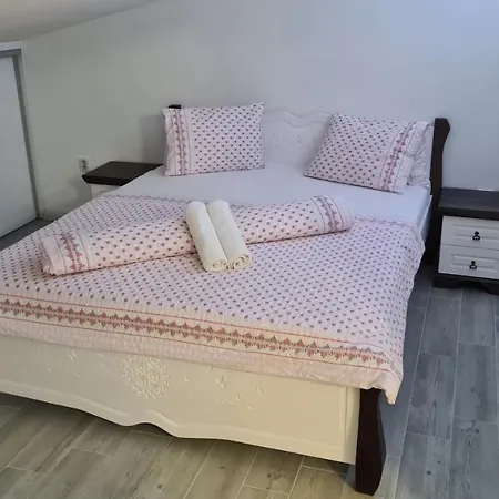 St. Maria Konukevi *